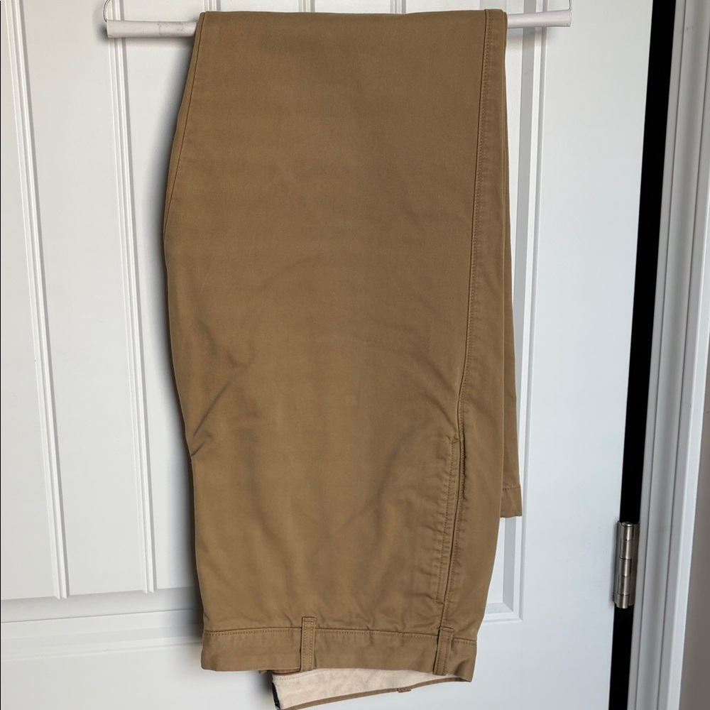 J. Crew Men's Khaki Flat Front Chinos 38/32